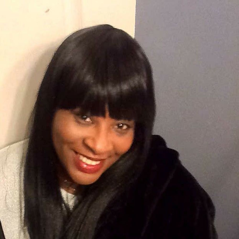 Meet your Posher, Evom